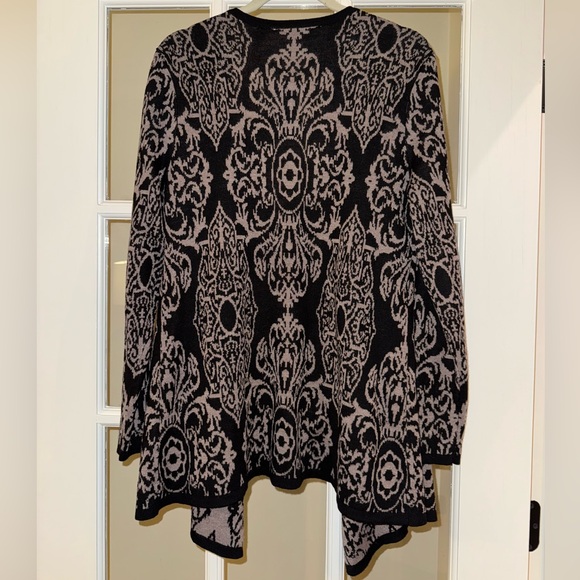 NWT Soft Surroundings Black Tan Patterned Cardigan Sweater Petite XL - Picture 2 of 4